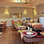 聖保羅納克斯尤尼達斯美居飯店 