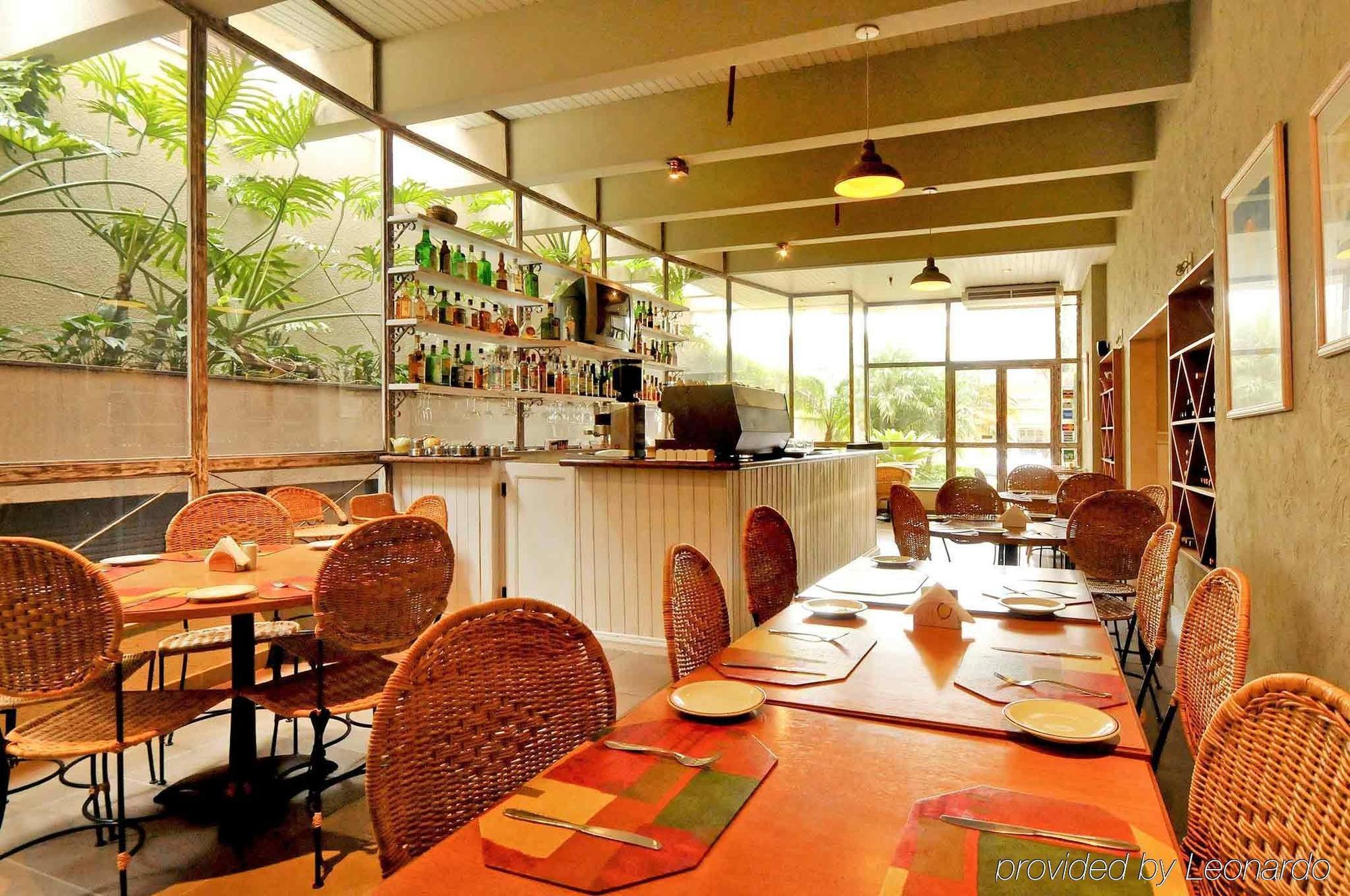 Mercure Nacoes Unidas 酒店 4*