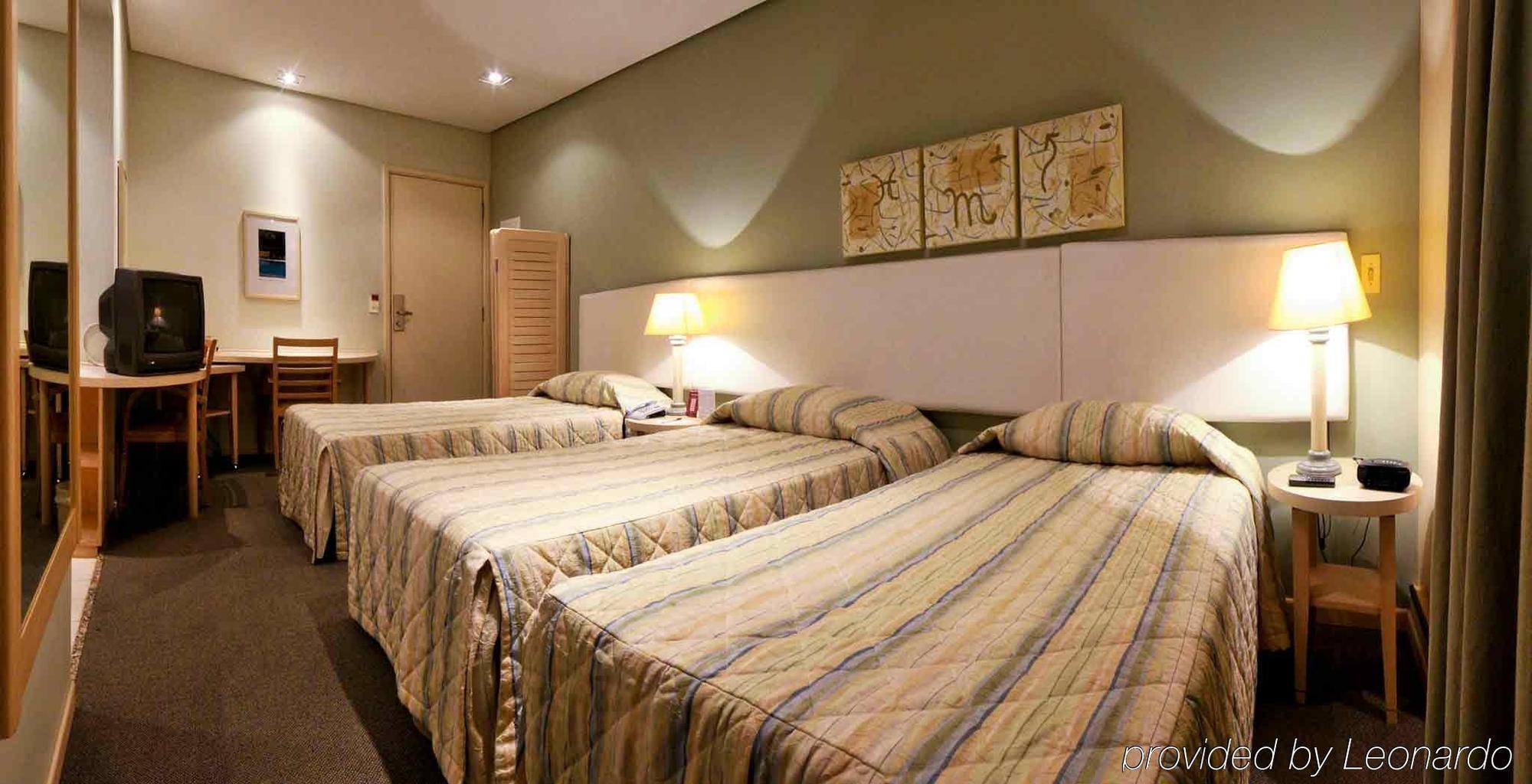 Hotel Mercure Naçoes Unidas 4*