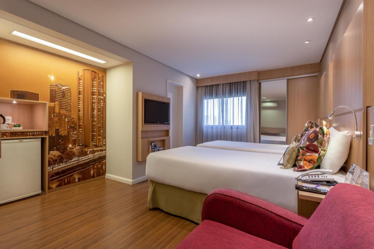 Mercure Naçoes Unidas 4*